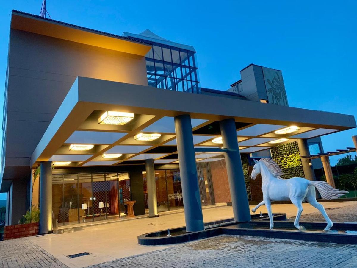 Regenta Resort Belagavi 外观 照片