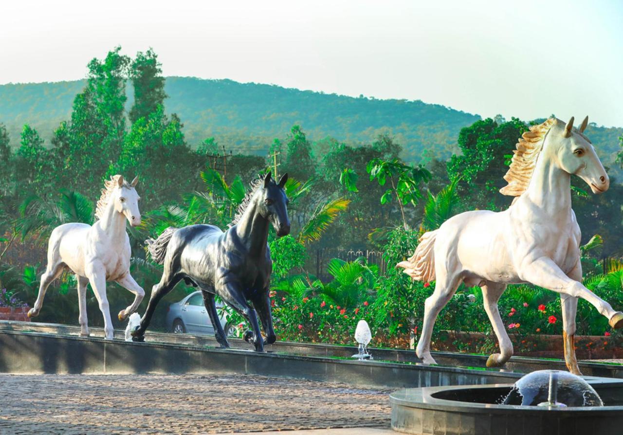 Regenta Resort Belagavi 外观 照片