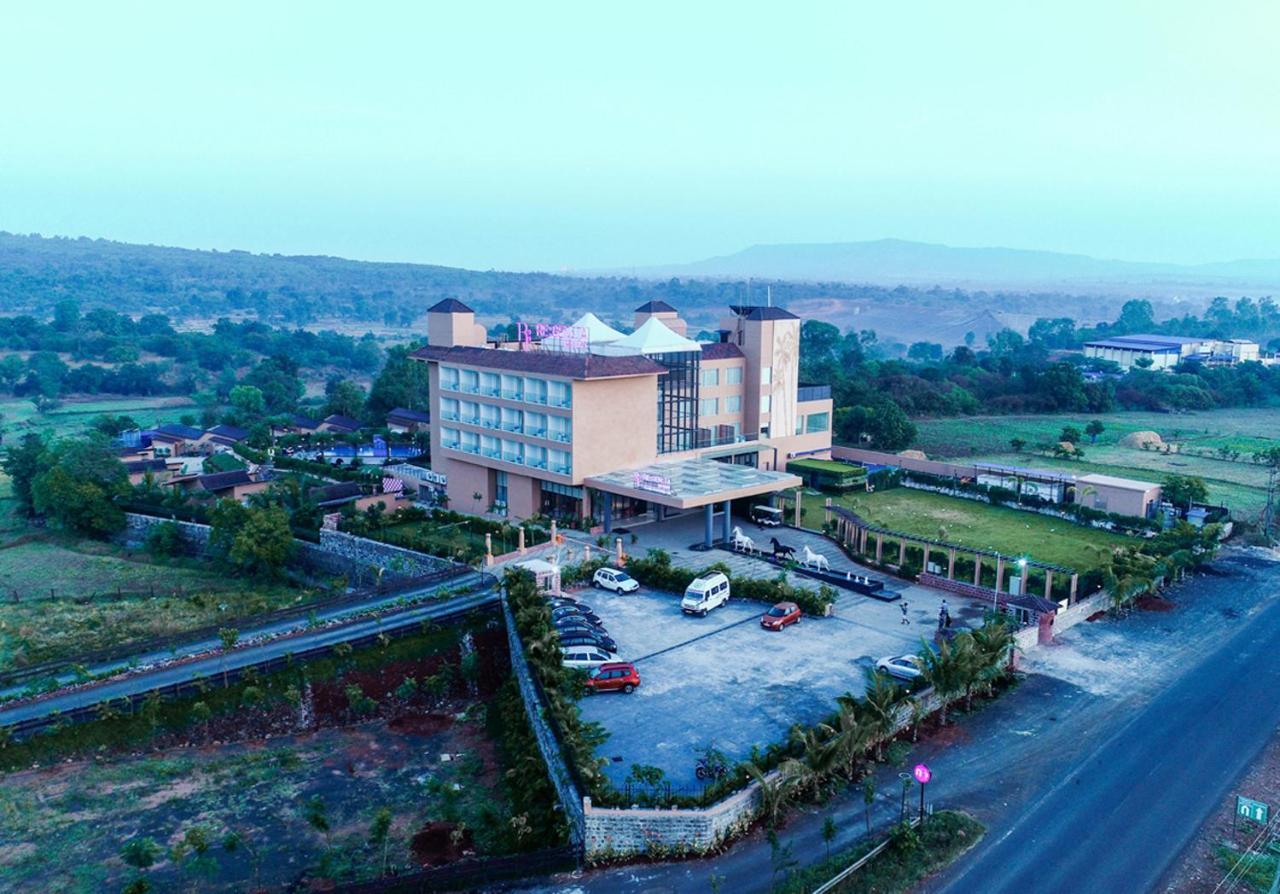 Regenta Resort Belagavi 外观 照片