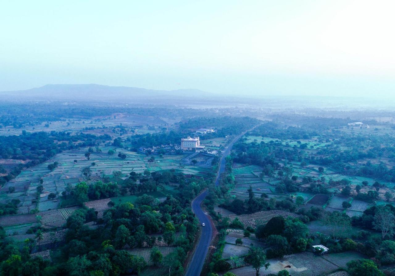 Regenta Resort Belagavi 外观 照片