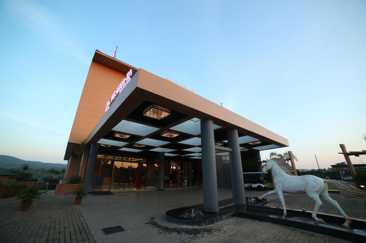 Regenta Resort Belagavi 外观 照片
